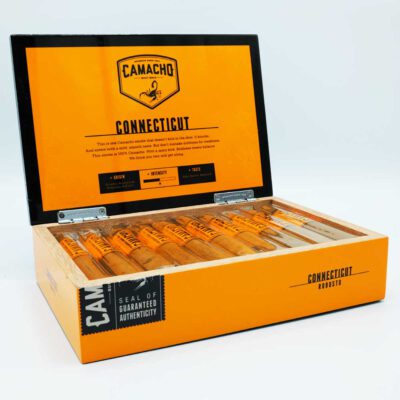 produktbild camacho connecticut robusto box 2